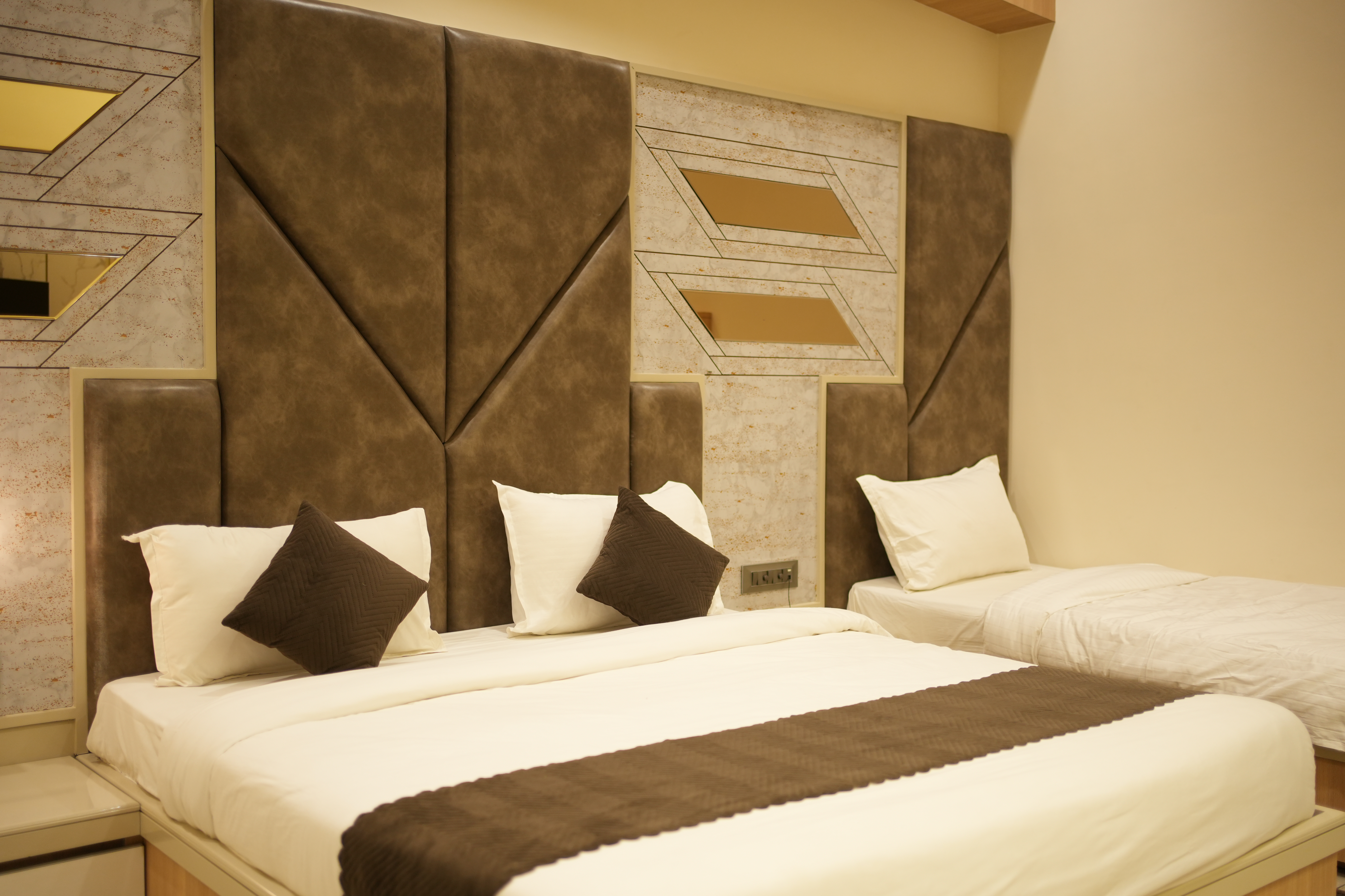 Jai Palace  Hotel About Us
